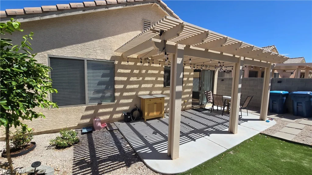 9671 Giddings, Las Vegas, NV 89148