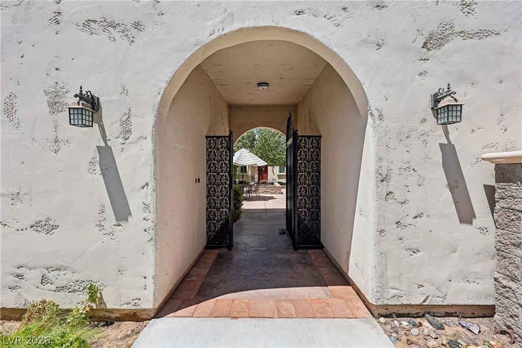 3910 Pebble, Las Vegas, NV 89139