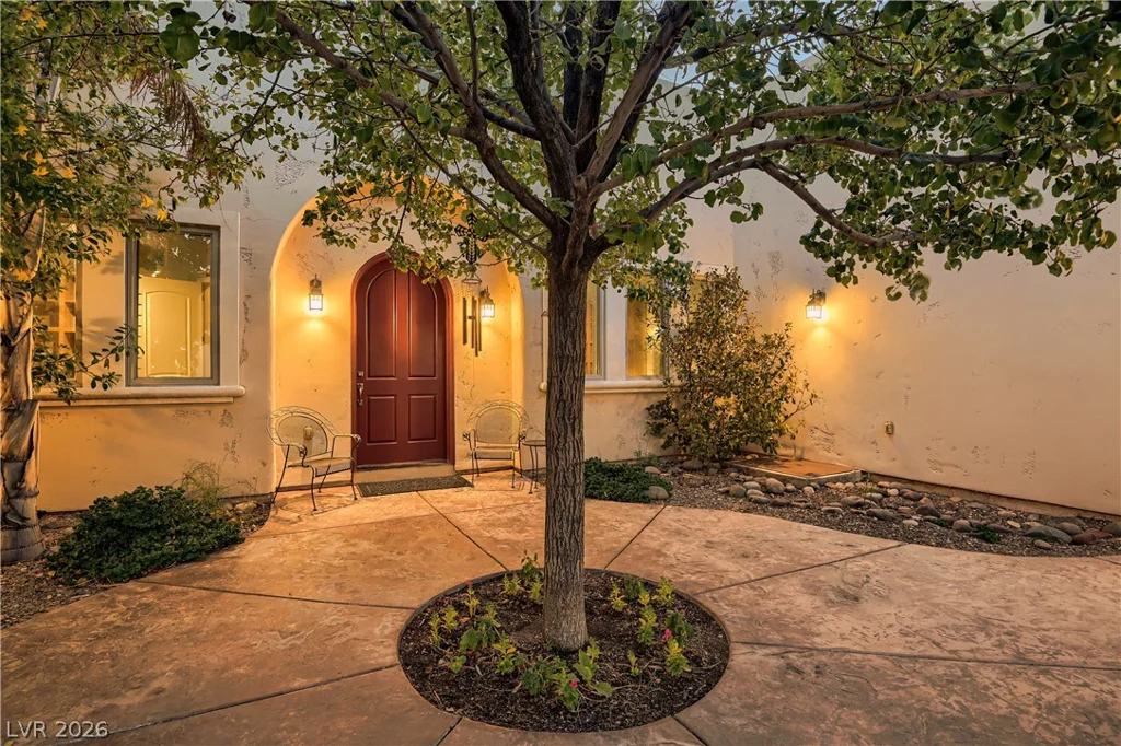 3910 Pebble, Las Vegas, NV 89139