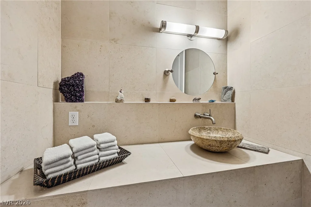 3910 Pebble, Las Vegas, NV 89139