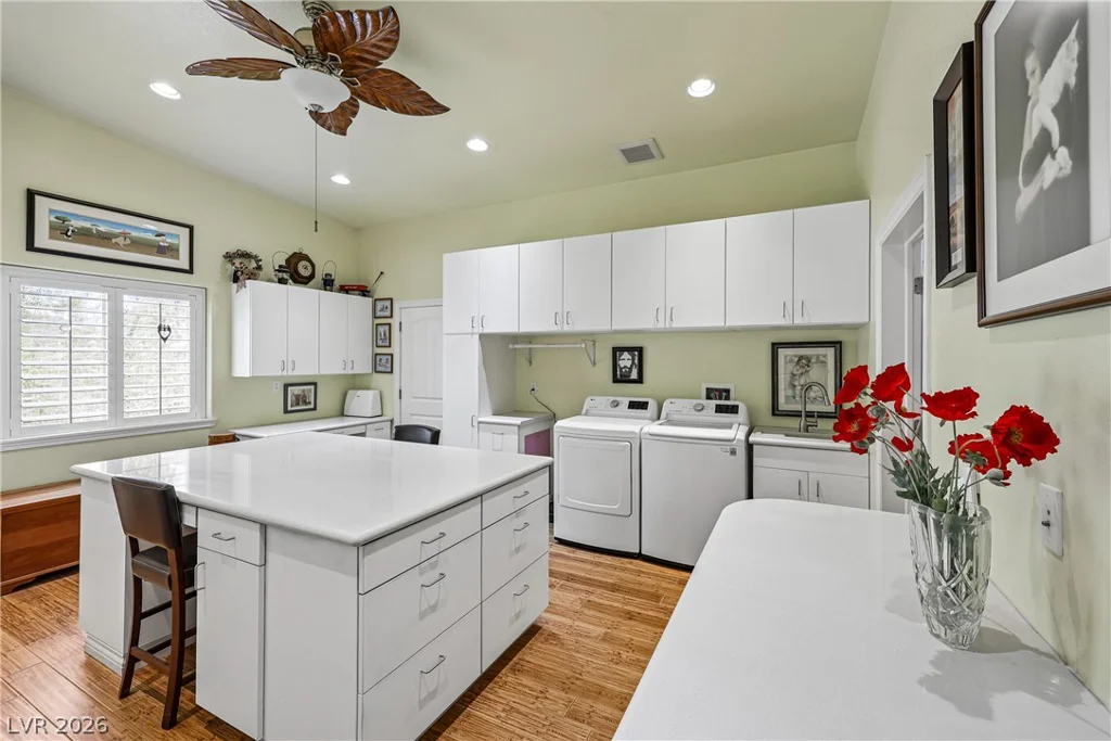 3910 Pebble, Las Vegas, NV 89139