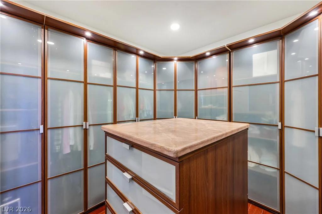3910 Pebble, Las Vegas, NV 89139