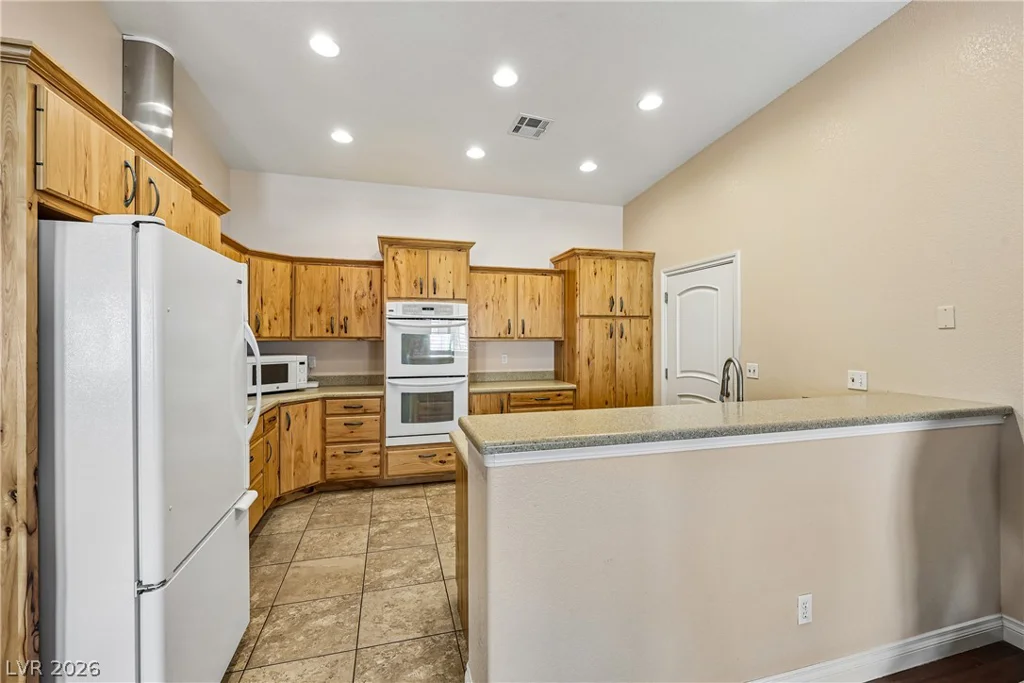 3910 Pebble, Las Vegas, NV 89139