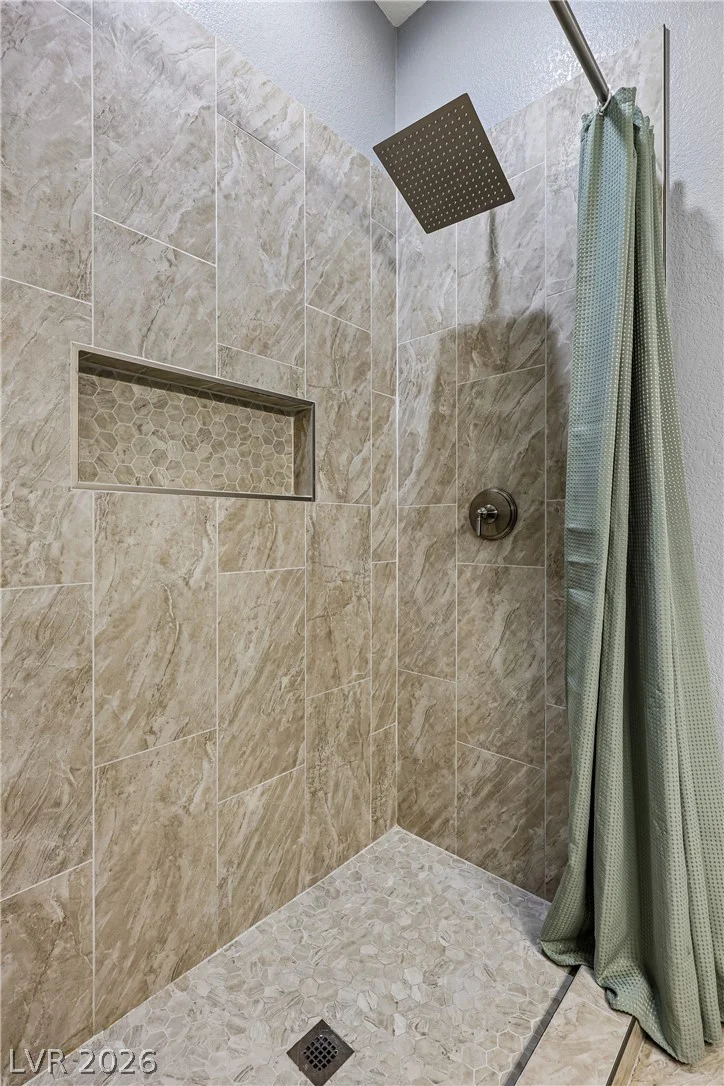 3910 Pebble, Las Vegas, NV 89139