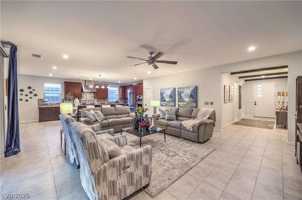 6841 Peakview, North Las Vegas, NV 89084