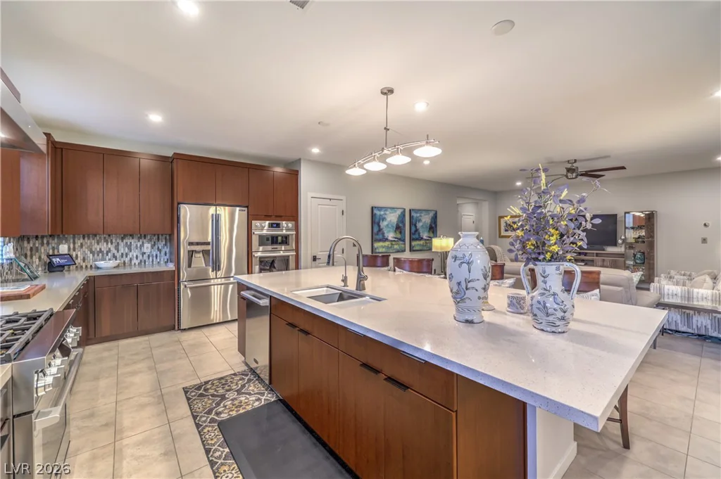 6841 Peakview, North Las Vegas, NV 89084