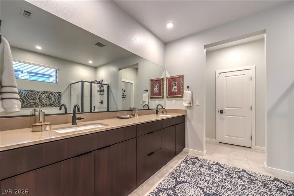 6841 Peakview, North Las Vegas, NV 89084