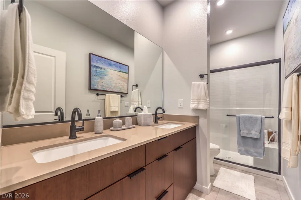 6841 Peakview, North Las Vegas, NV 89084
