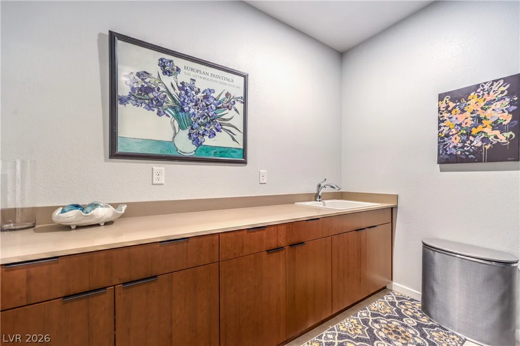 6841 Peakview, North Las Vegas, NV 89084