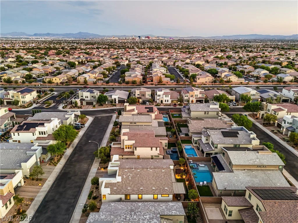 6841 Peakview, North Las Vegas, NV 89084