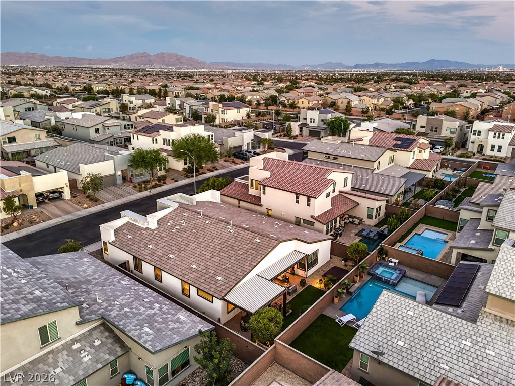 6841 Peakview, North Las Vegas, NV 89084