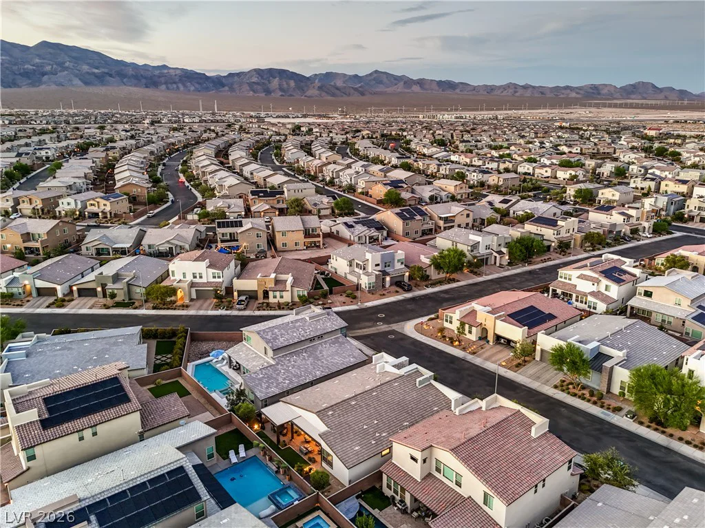 6841 Peakview, North Las Vegas, NV 89084