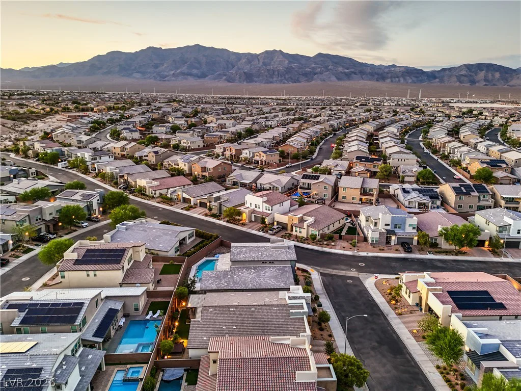 6841 Peakview, North Las Vegas, NV 89084