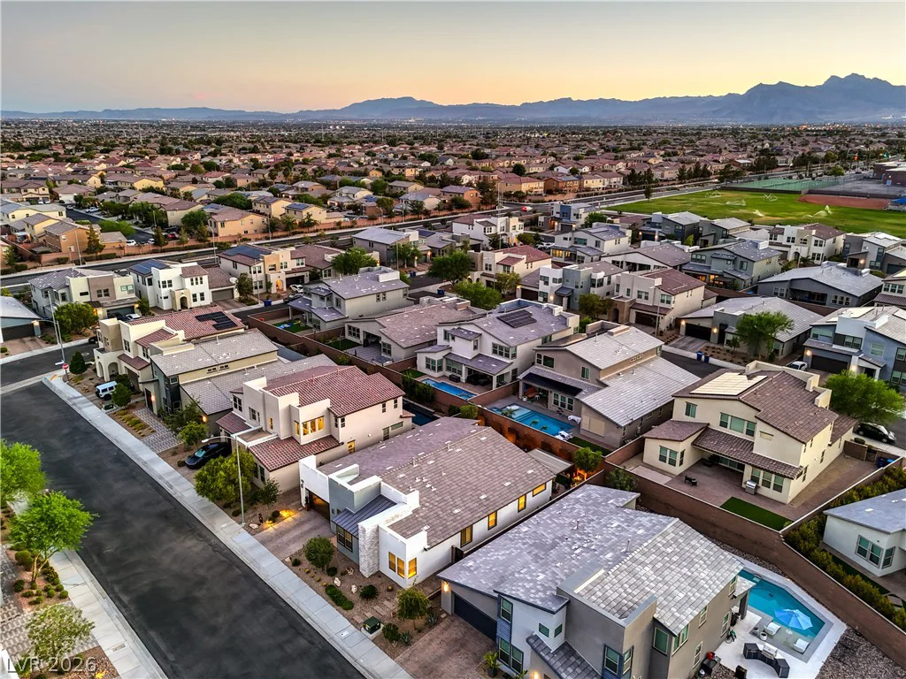 6841 Peakview, North Las Vegas, NV 89084
