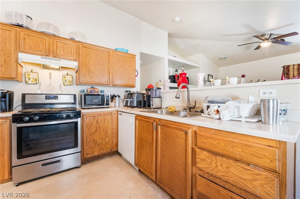 2824 King Michael, North Las Vegas, NV 89086