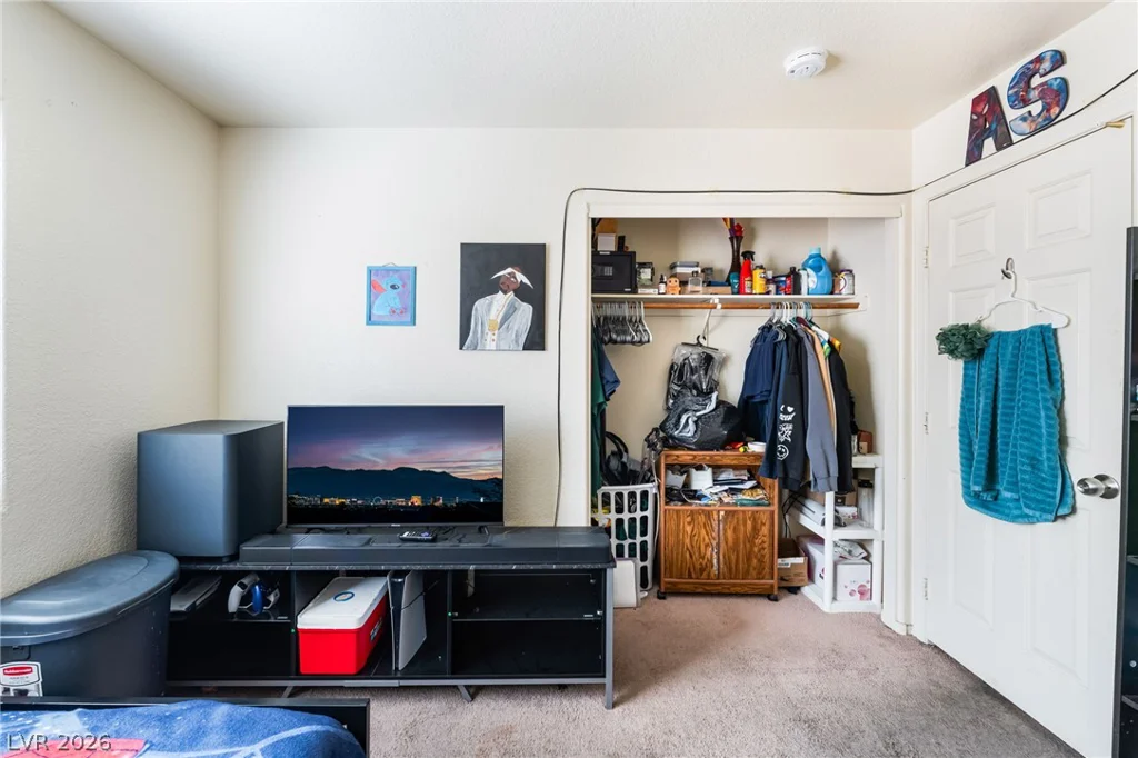 2824 King Michael, North Las Vegas, NV 89086