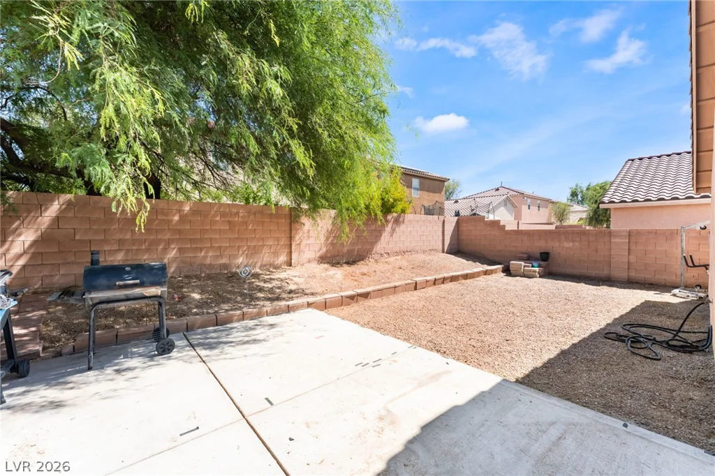 2824 King Michael, North Las Vegas, NV 89086