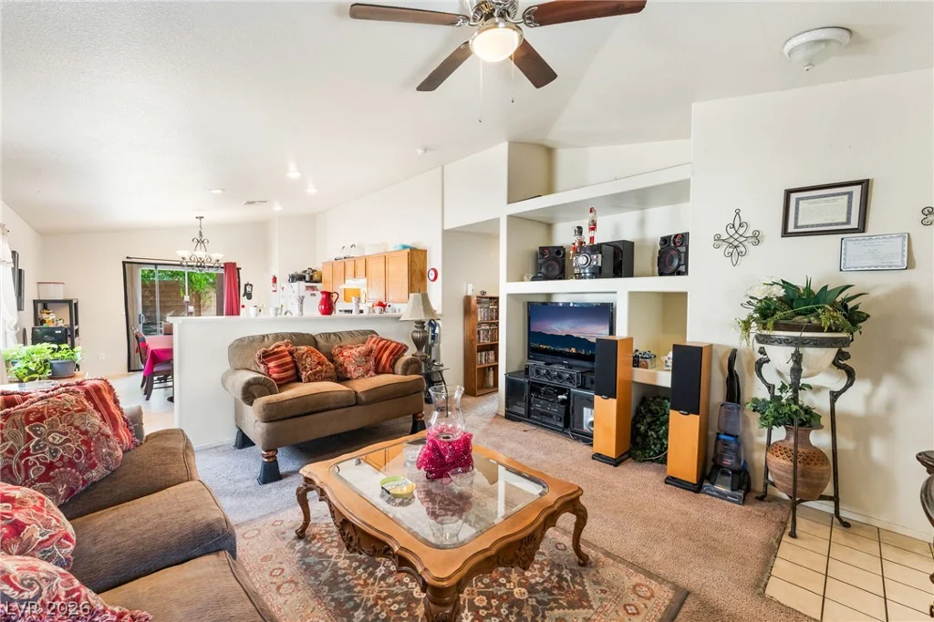 2824 King Michael, North Las Vegas, NV 89086