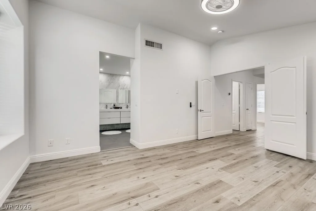 1601 Vespertina, Las Vegas, NV 89128