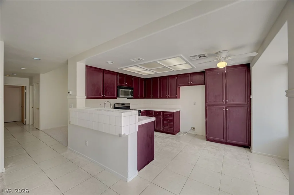 307 Abbington, Henderson, NV 89074