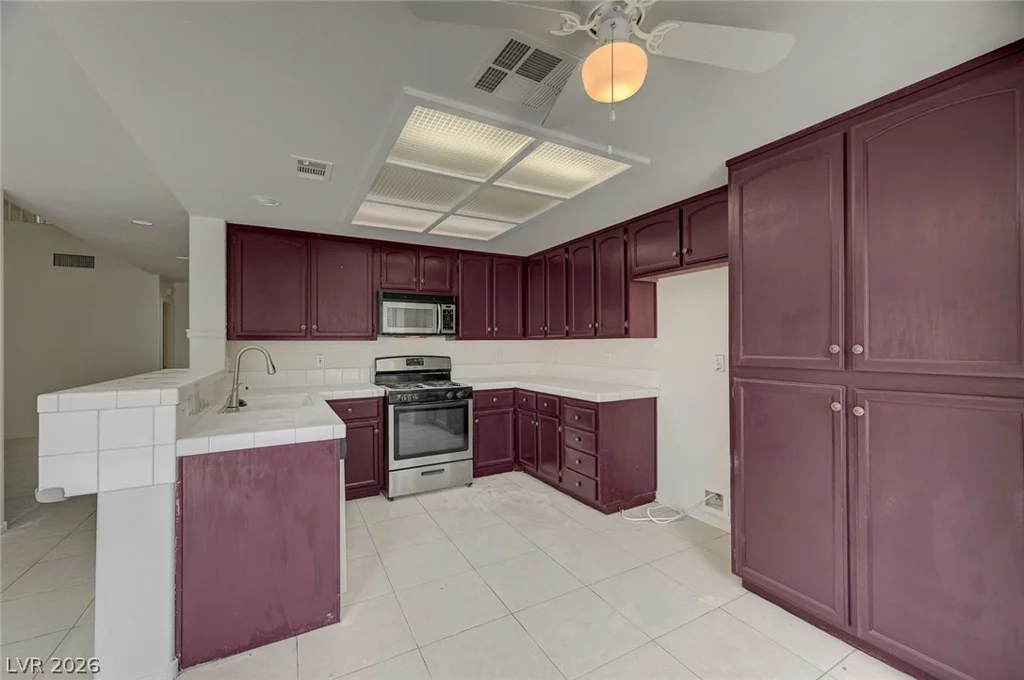 307 Abbington, Henderson, NV 89074