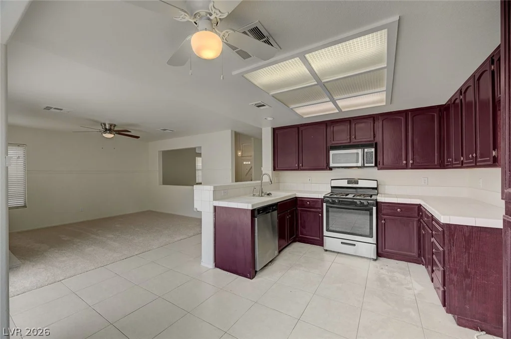 307 Abbington, Henderson, NV 89074