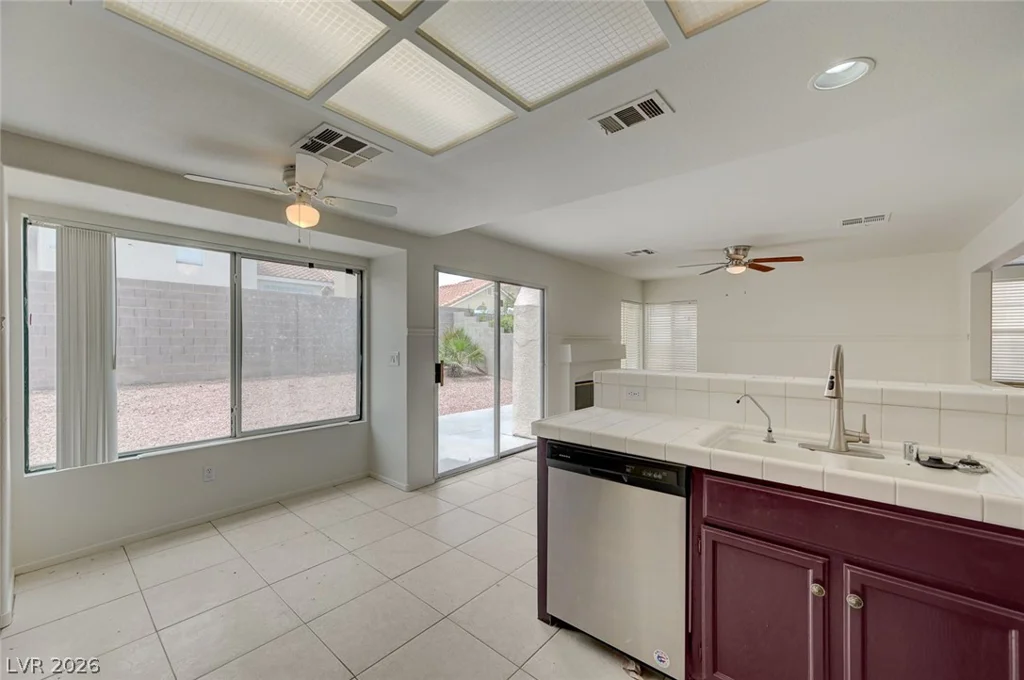 307 Abbington, Henderson, NV 89074