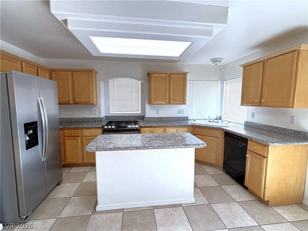 7586 Mermaid Song, Las Vegas, NV 89139