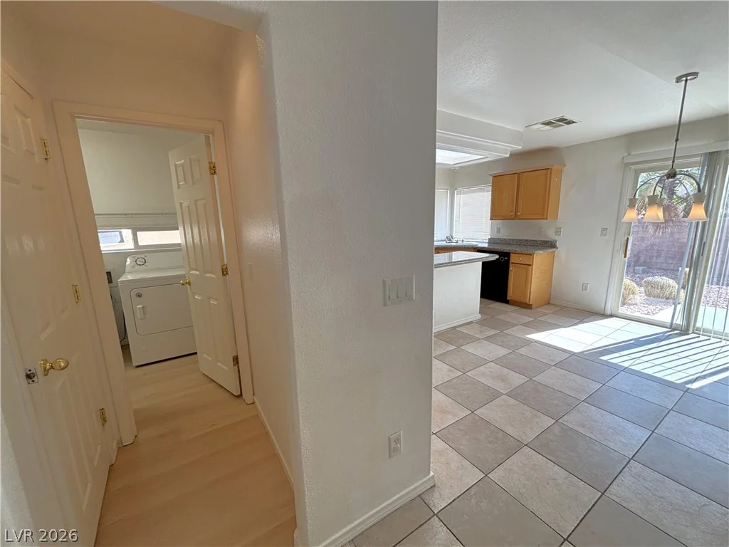 7586 Mermaid Song, Las Vegas, NV 89139