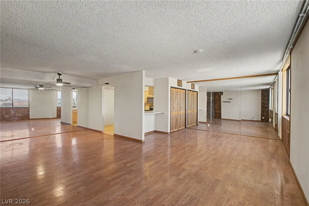 3930 University Center, Las Vegas, NV 89119