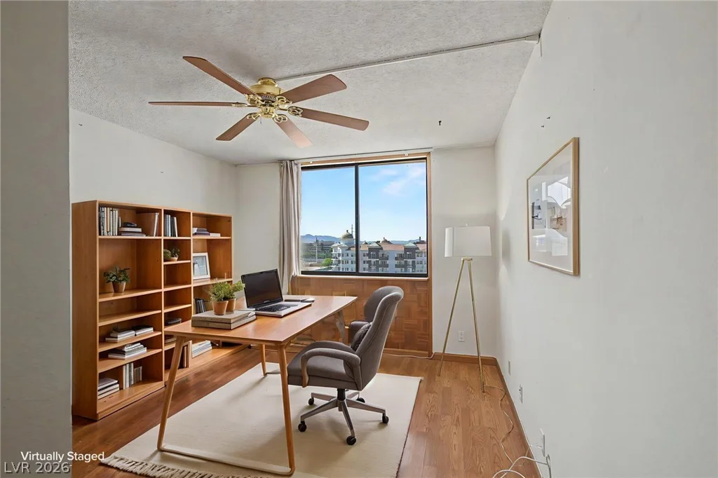 3930 University Center, Las Vegas, NV 89119