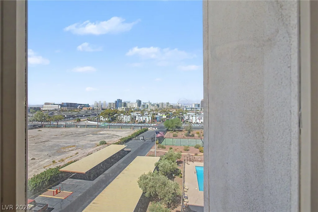 3930 University Center, Las Vegas, NV 89119