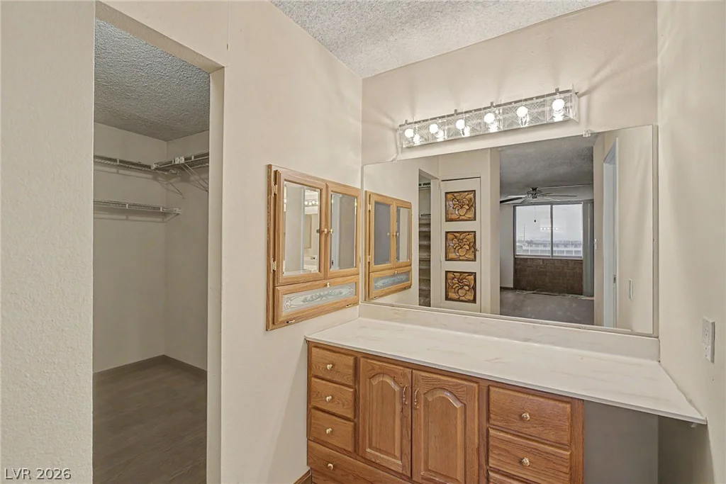 3930 University Center, Las Vegas, NV 89119