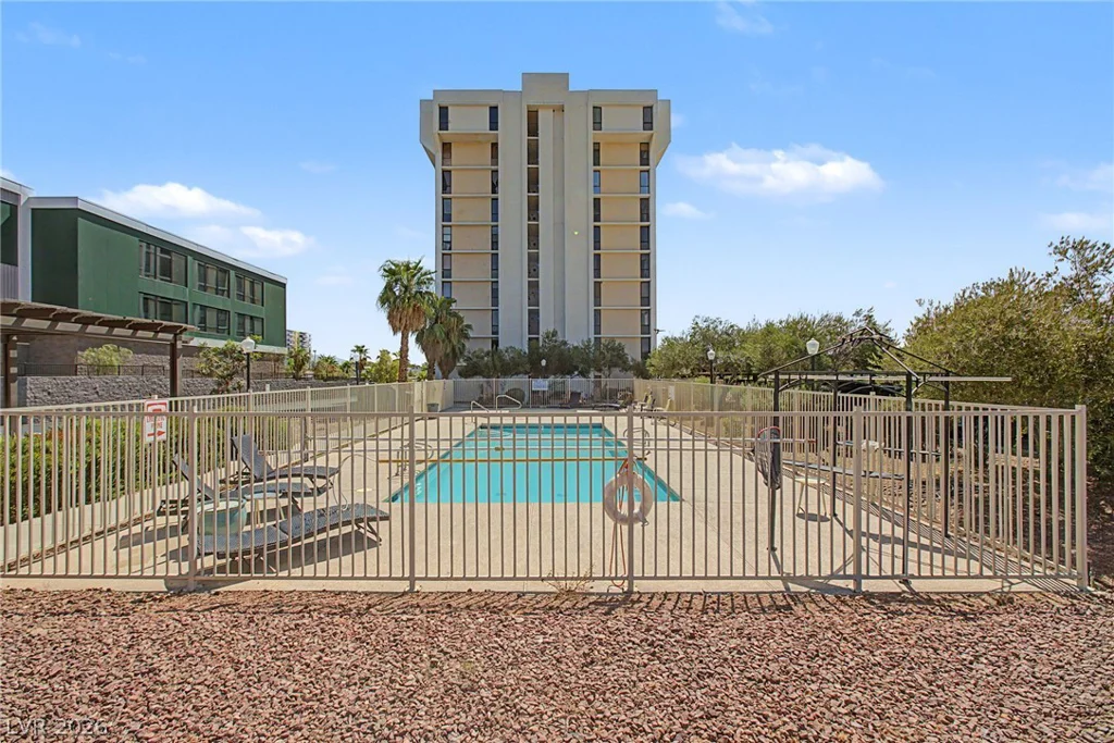 3930 University Center, Las Vegas, NV 89119