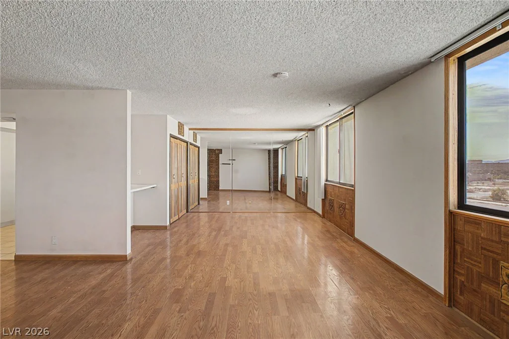 3930 University Center, Las Vegas, NV 89119