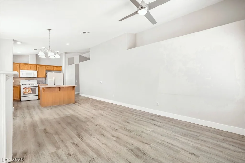 5083 Sarab, Las Vegas, NV 89119