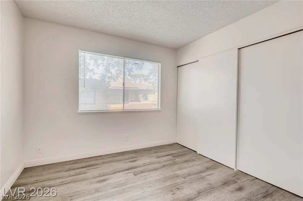 6156 Meadow Vista, Las Vegas, NV 89103