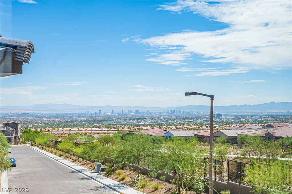 11604 Observation Point, Las Vegas, NV 89138