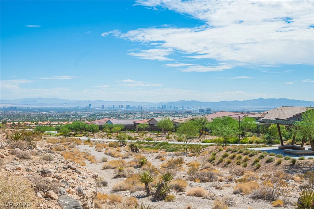11604 Observation Point, Las Vegas, NV 89138