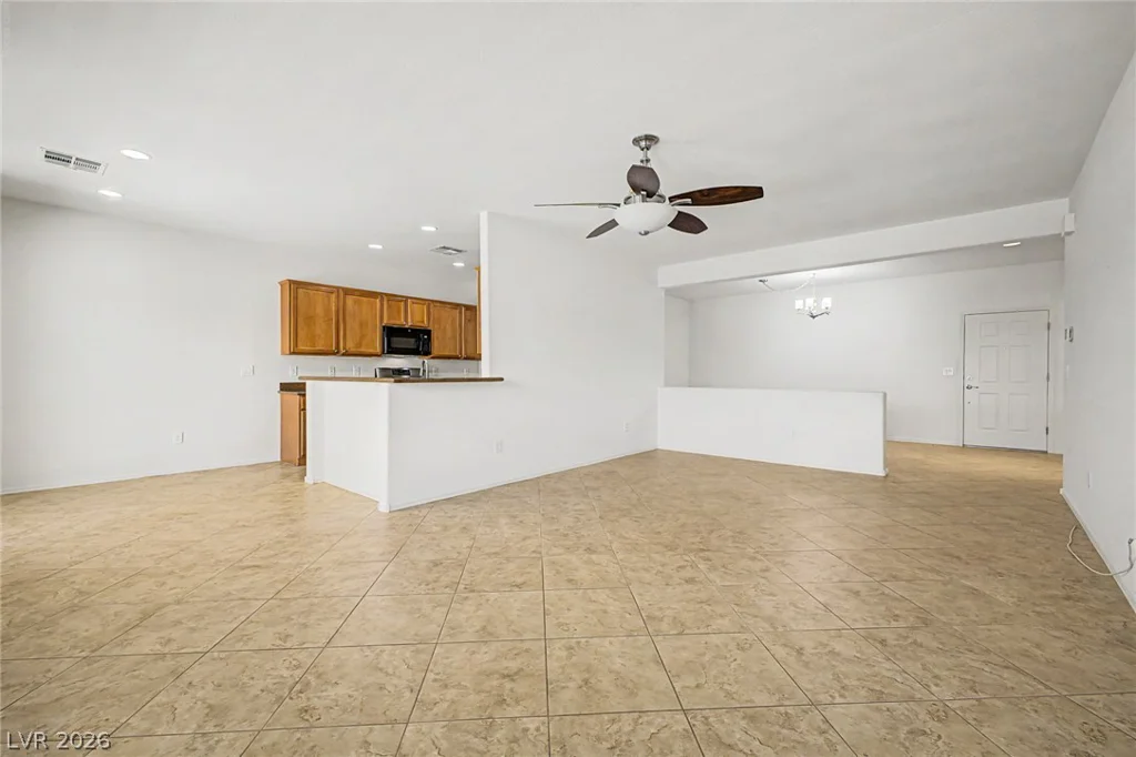 2708 Crested Ibis, North Las Vegas, NV 89084
