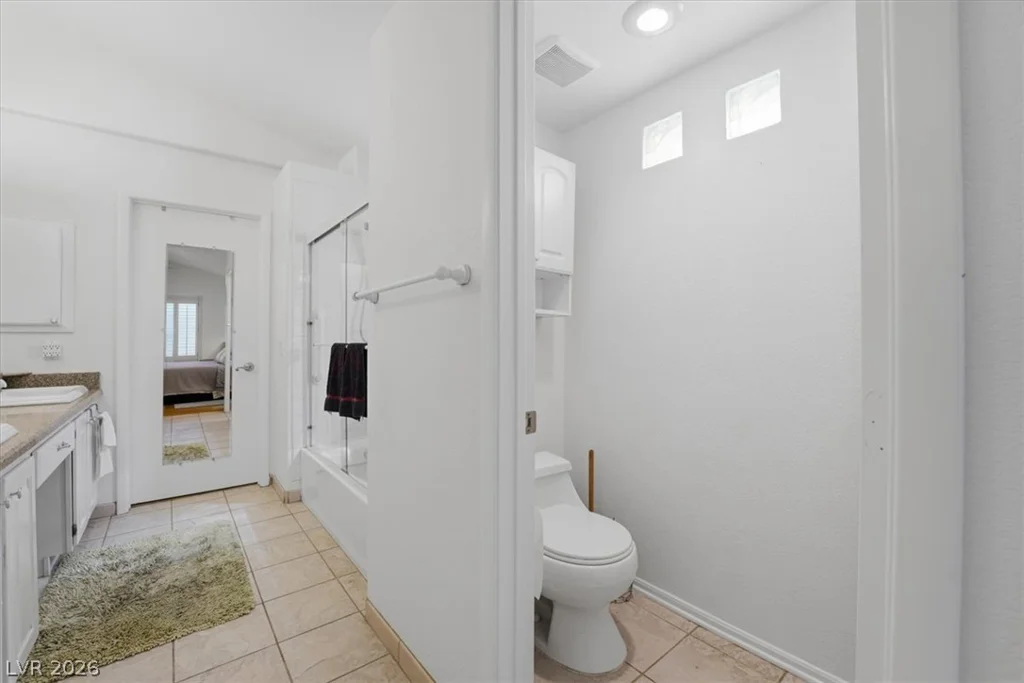 5251 Ladyhawk, Las Vegas, NV 89118