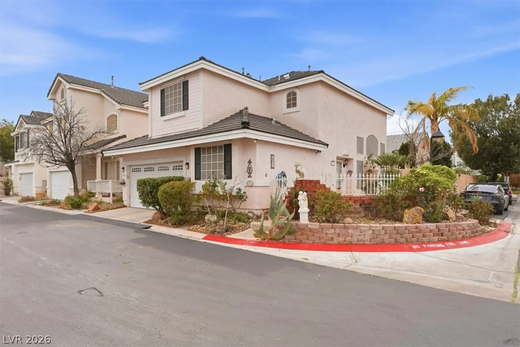 5251 Ladyhawk, Las Vegas, NV 89118