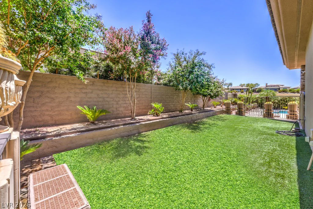 15 Knob Oak, Henderson, NV 89052