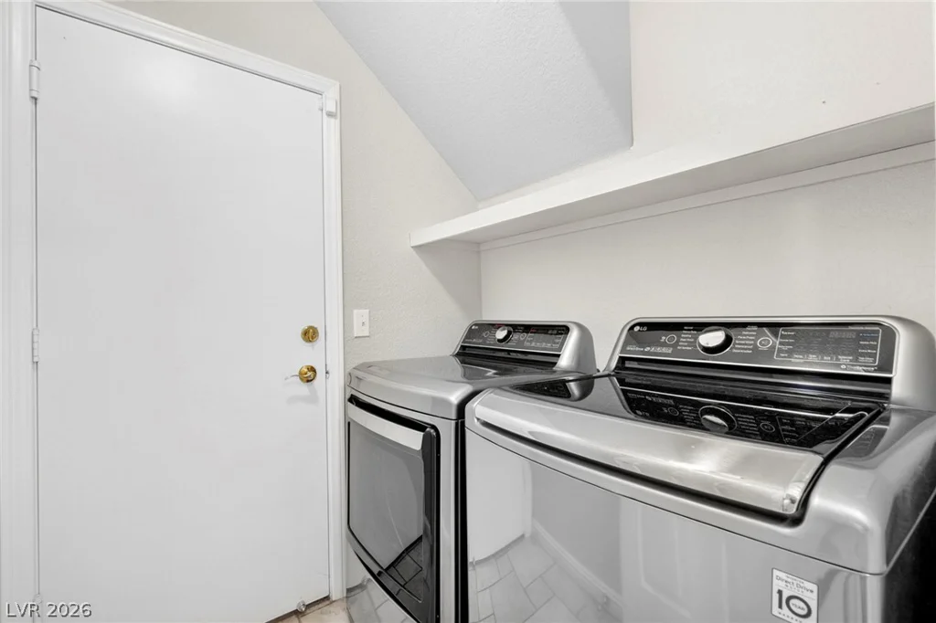 8875 Dove Cove, Las Vegas, NV 89129