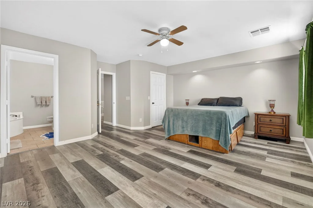 8875 Dove Cove, Las Vegas, NV 89129