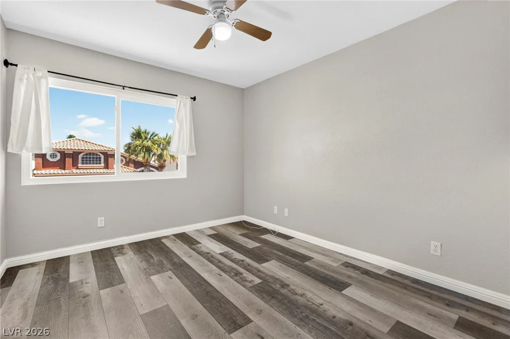 8875 Dove Cove, Las Vegas, NV 89129