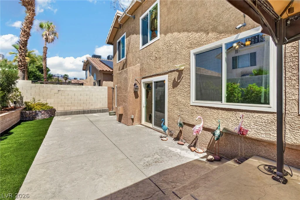 8875 Dove Cove, Las Vegas, NV 89129