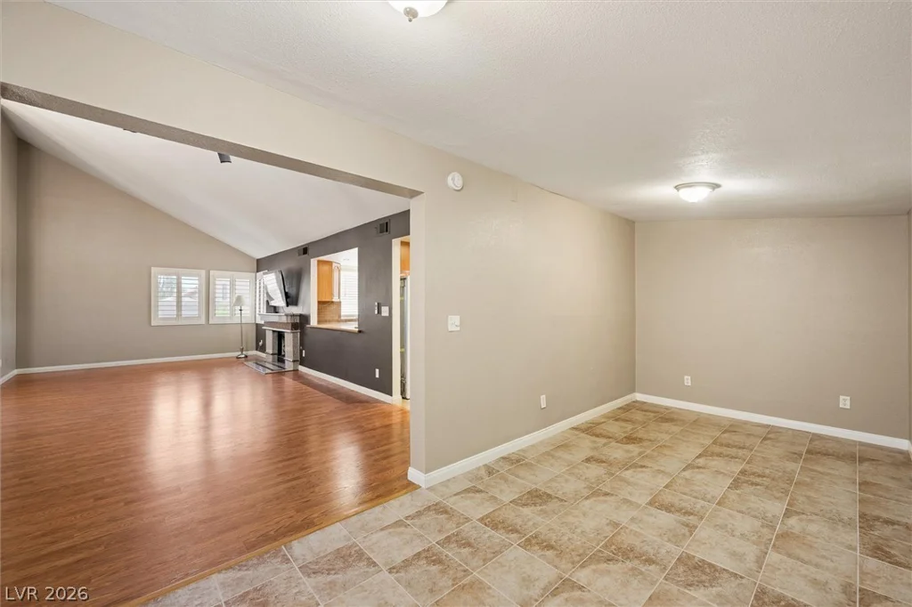 5204 Alpine, Las Vegas, NV 89107