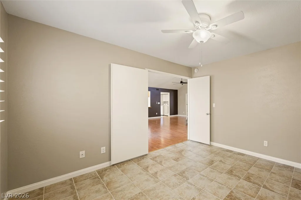 5204 Alpine, Las Vegas, NV 89107