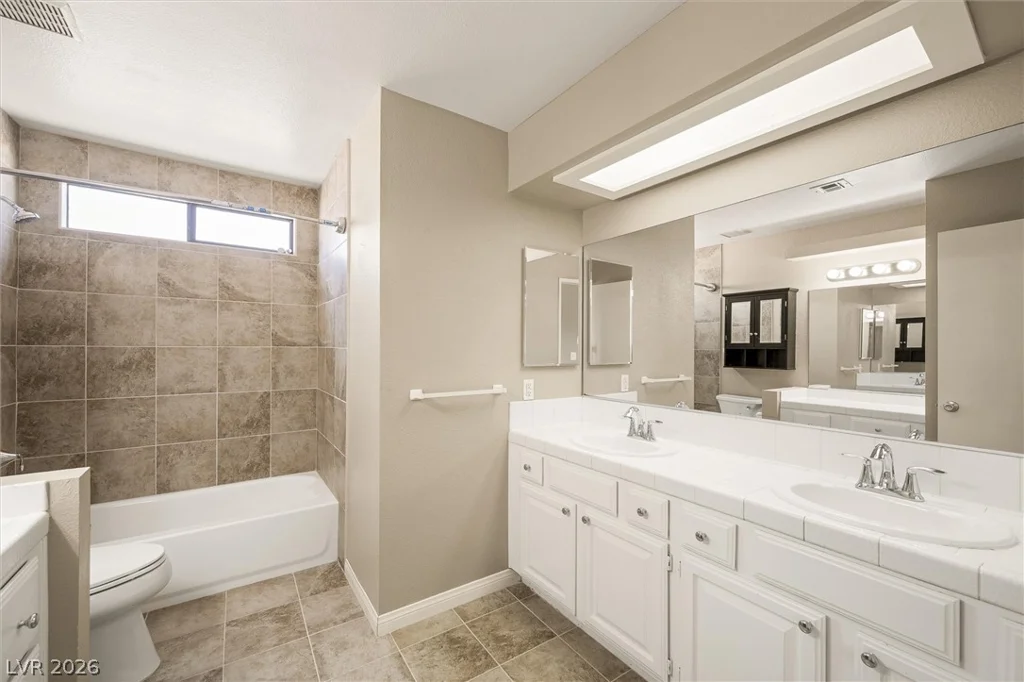 5204 Alpine, Las Vegas, NV 89107